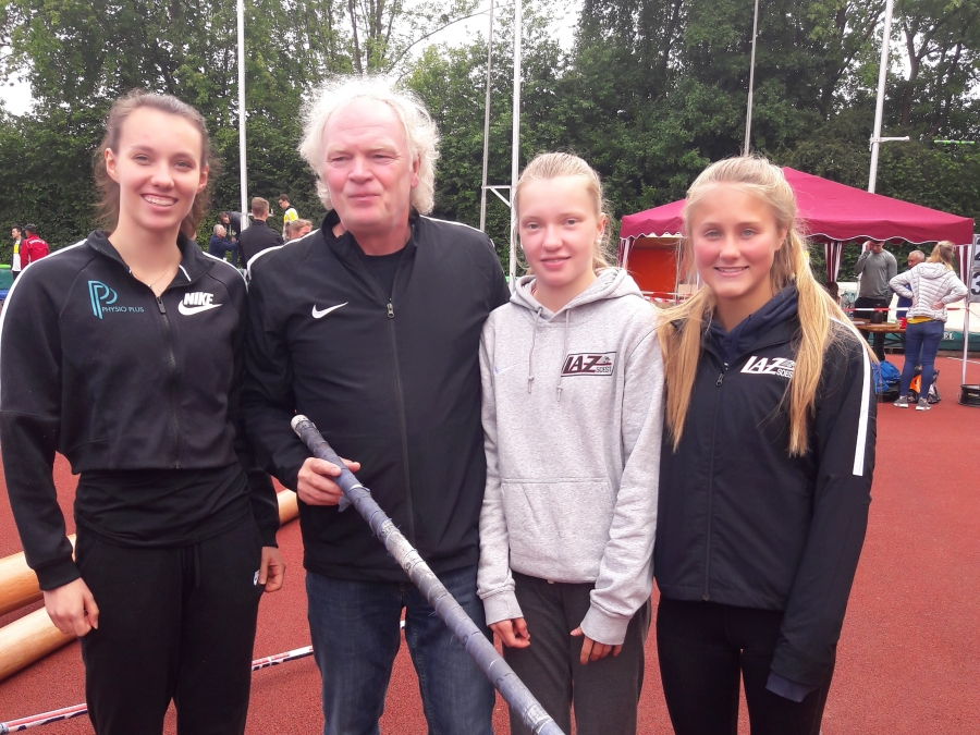 LAZ in Holzminden (v. l.): Quiring, Bober, Grabenmeier und Franke. LAZ in Holzminden (v. l.): Quiring, Bober, Grabenmeier und Franke.