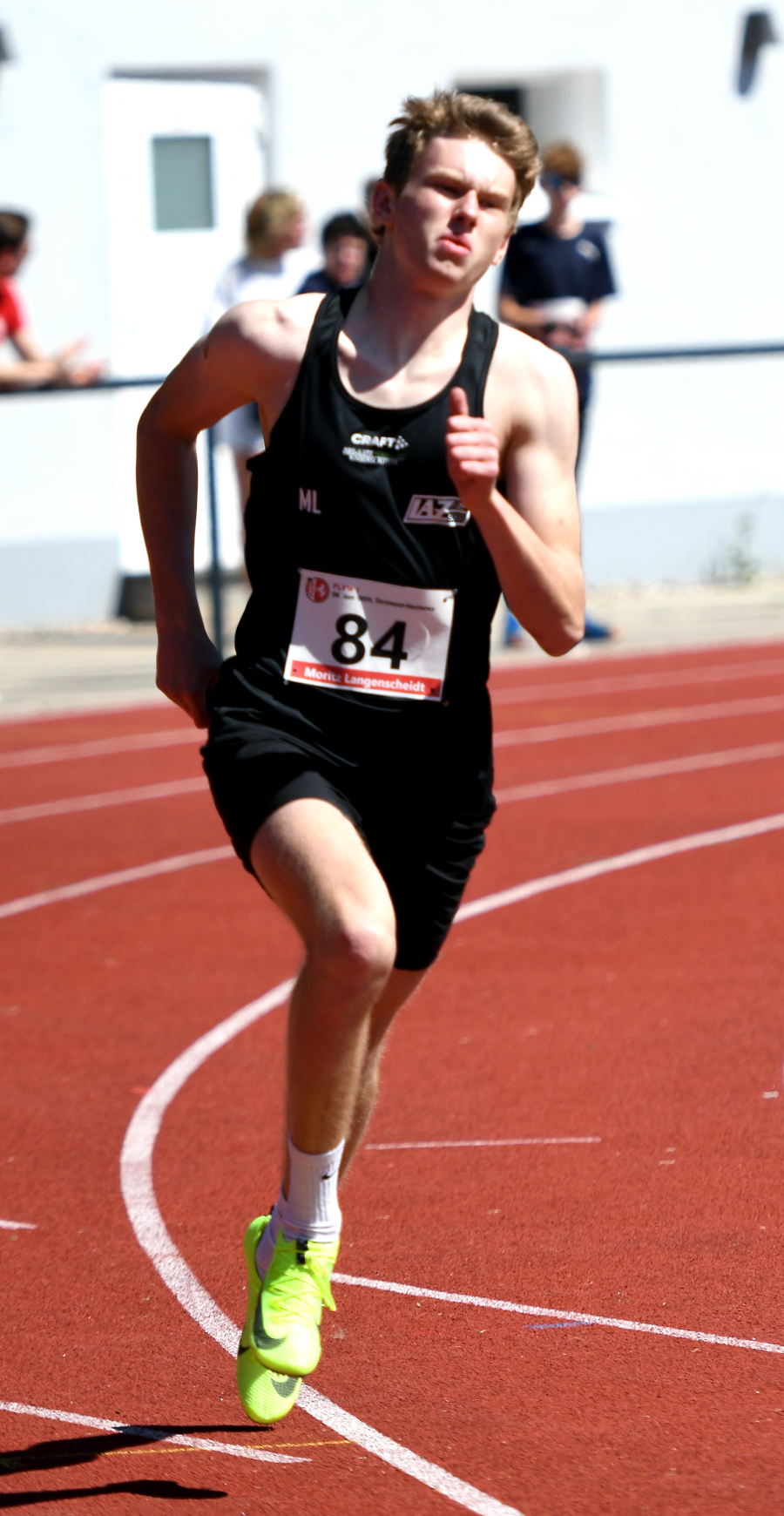 U18-Athlet Moritz Langenscheidt vom LAZ Soest feierte mit dem Gewinn der Vize-Westfalenmeisterschaft über 400 Meter den bisher größten Erfolg seiner noch jungen Karriere. Foto: Bottin