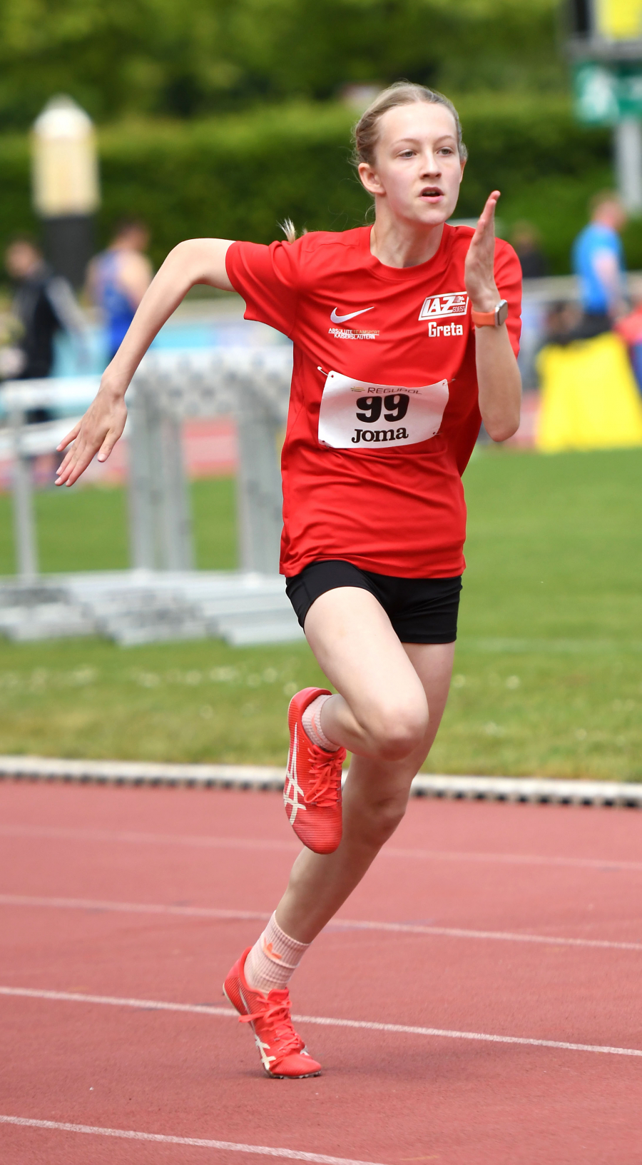 W13-Sportlerin Greta Karsten vom LAZ Soest sorgte im Hochsprung mit der deutschen Jahresbestleistung von 1,60 Metern für ein Meisterschafts-Highlights. Mit 1989 Punkten wurde sie Westfalenmeisterin im Vierkampf. Foto: Bottin