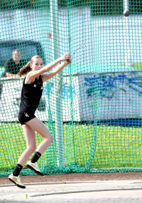 Nia Ferige steigerte sich im Hammerwurf auf 41,07 Meter. Foto: Bottin|||