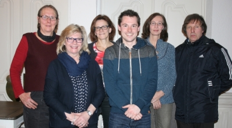 Der LAZ-Vorstand: Heidrun Gruber, Heike Eikel, Antje Schimana, Sebastian Moritz, Sabine Wendrich und Harald Bottin. Der LAZ-Vorstand: Heidrun Gruber, Heike Eikel, Antje Schimana, Sebastian Moritz, Sabine Wendrich und Harald Bottin.