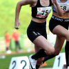 Marie Rustemeyer beeindruckte mit einer deutlichen Leistungssteigerung im 60m-Sprint. Foto: Bottin|Ines Rustemeyer lief die 200 Meter in der Halle noch nie so schnell wie am Sonntag in Paderborn. Foto: Bottin|Gute Stimmung bei den Masters: Ines Rustemeyer, Janina Biegel, Sabrina Raser, Burga Menzebach und Jadran Ziermann starteten zum ersten Mal in der Halle. Foto: Biegel|||