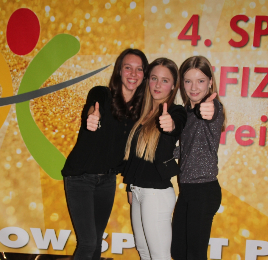 Jenni, Lukka und Linda auf der Sportgala Jenni, Lukka und Linda auf der Sportgala