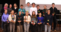 Gut 20 Sportlerinnen und Sportler wurden bei der Mitgliederversammlung des LAZ für ihre Erfolge im vergangenen Jahr ausgezeichnet. Foto: Bottin|||