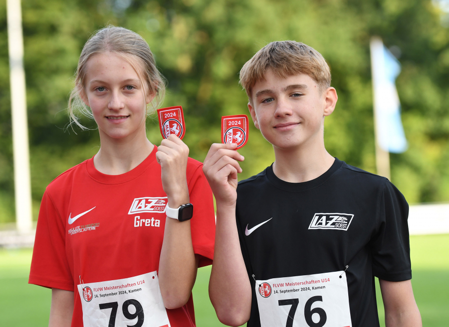 Zwei Mal Gold für das LAZ Soest: Greta Karsten (W12) im Hochsprung und Michel Bottin (M12) über 60-Meter-Hürden wurden in Kamen Westfalenmeister. Foto: Bottin Zwei Mal Gold für das LAZ Soest: Greta Karsten (W12) im Hochsprung und Michel Bottin (M12) über 60-Meter-Hürden wurden in Kamen Westfalenmeister. Foto: Bottin